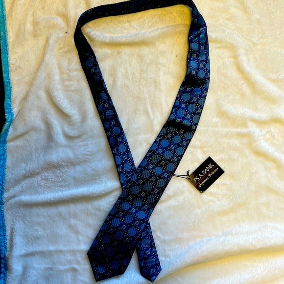 Blue tie, one size, blue color with red dots - Picture 1 of 8